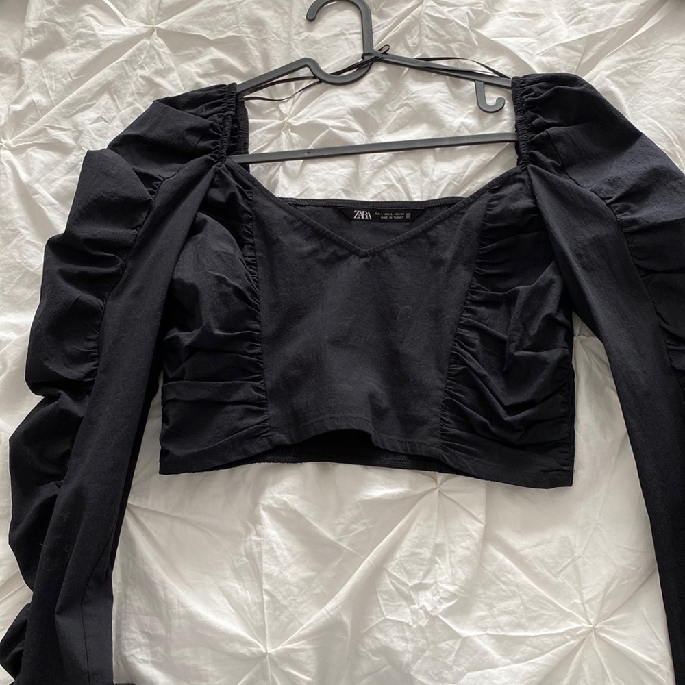 Zara Crop Top - Picture 2 of 5